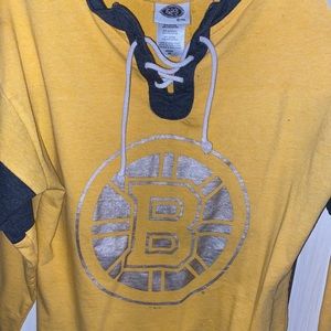Bruins sweatshirt